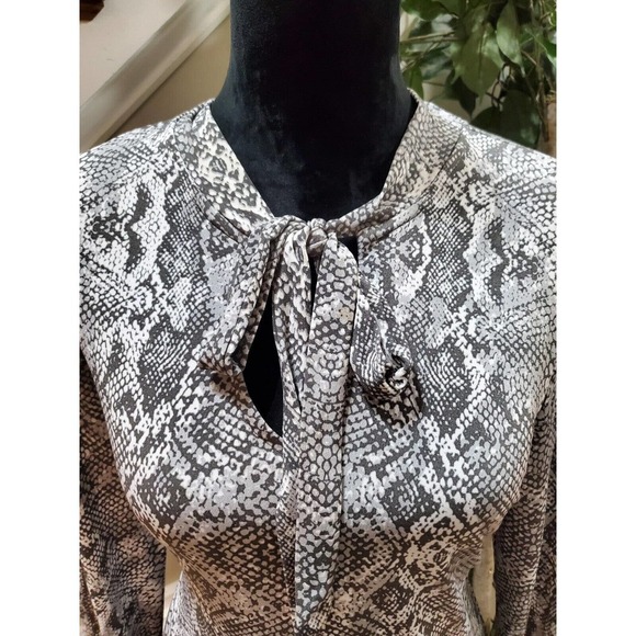 Tahari Womens White & Black Polyester Halter Neck Long Sleeve Top Blouse Medium - Picture 2 of 11